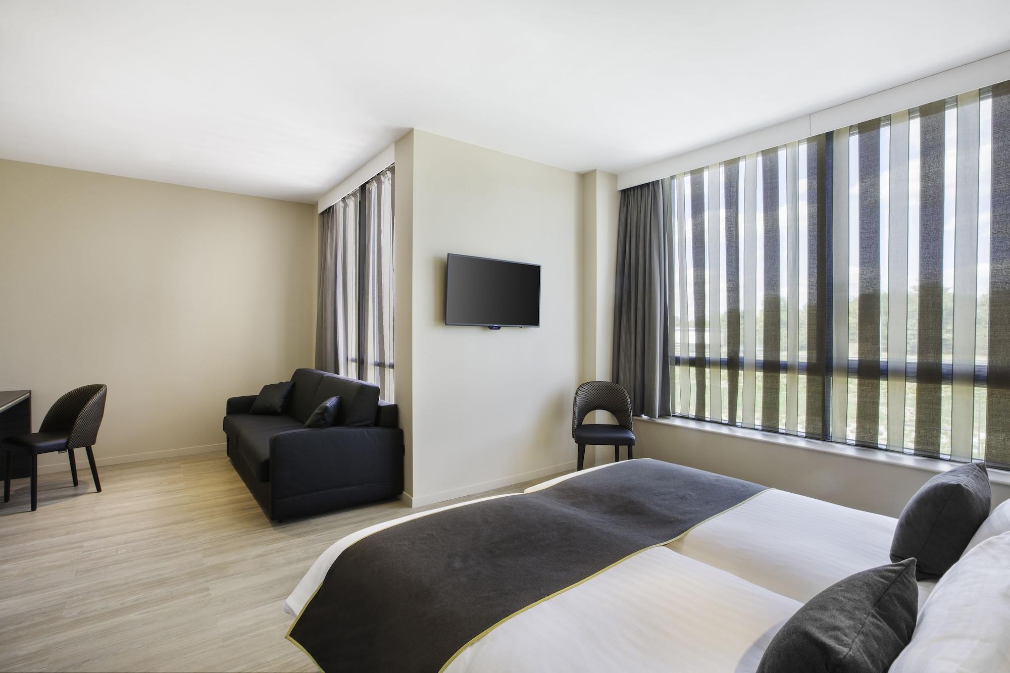 Best Western Plus Hotel Escapade Senlis Senlis  Eksteriør billede